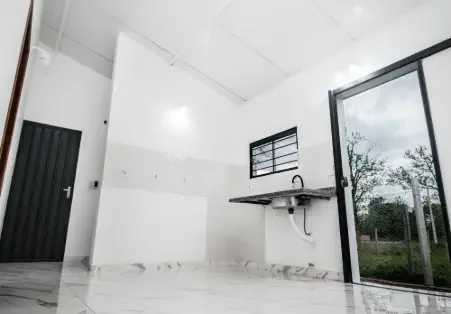 Living y cocina terminados, piso de mármol